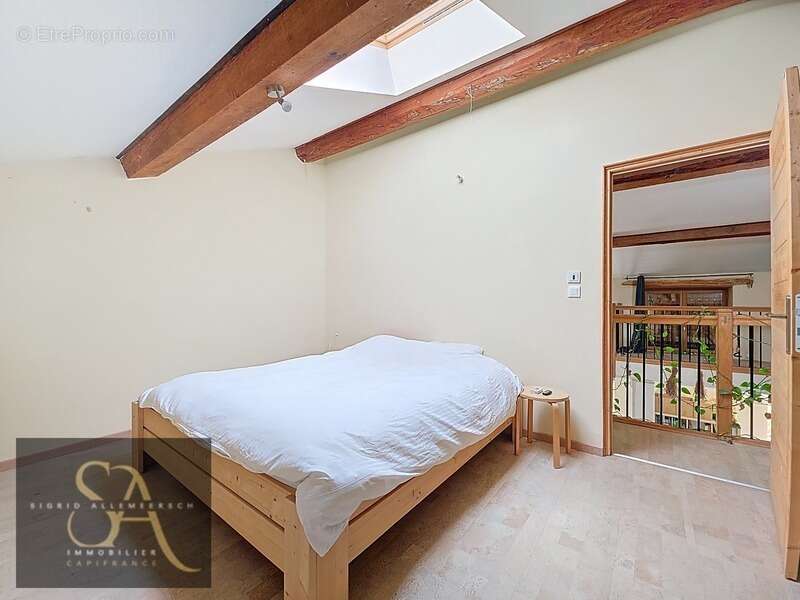 Maison à BRUGAIROLLES