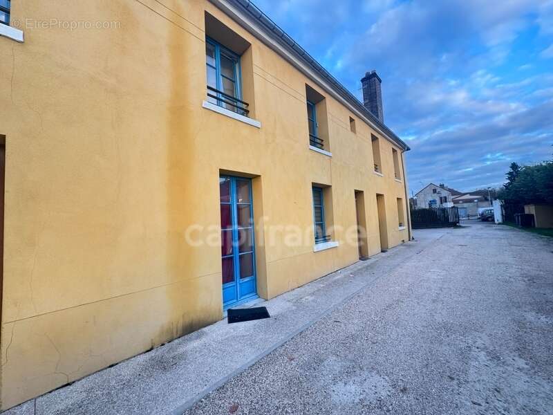 Appartement à ROSNY-SUR-SEINE