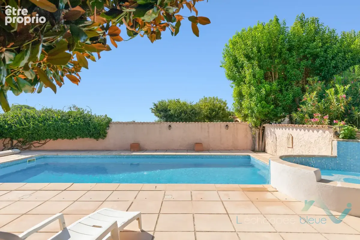 A vendre villa avec piscine pres des plages  la londe les maures  port  de miramar - photo 6