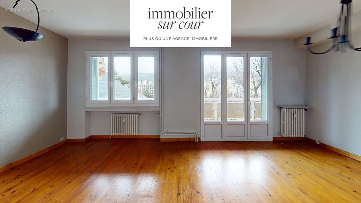 Appartement à SAINT-ETIENNE