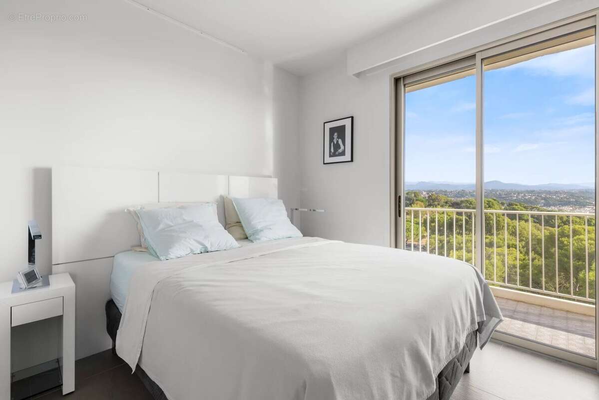 Appartement à CAGNES-SUR-MER