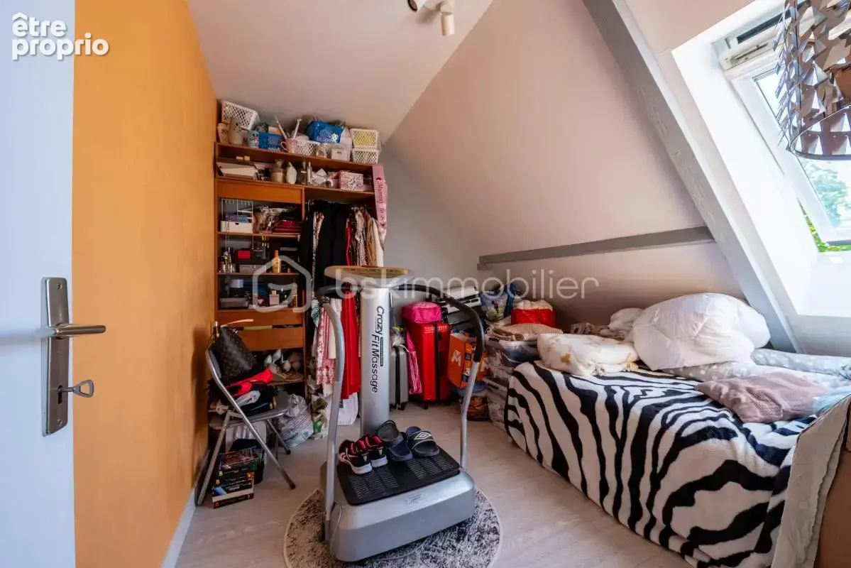 Très beau duplex composé de ses 4 chambres ! - photo 10