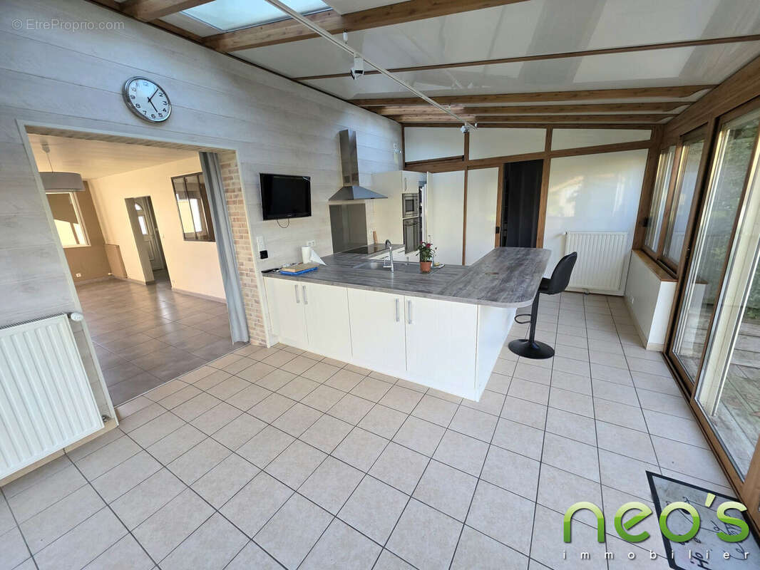 Maison à MORTAGNE-SUR-SEVRE