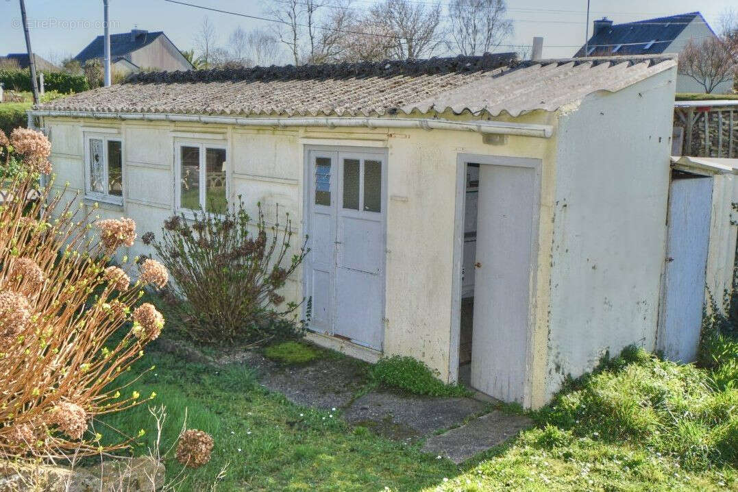 Maison  5 chambres  sur 1200 m2 à 8 mn des plages - photo 15