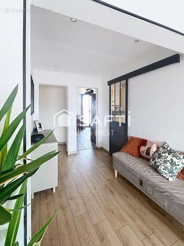 Photo 6 - Appartement à MARSEILLE-4E