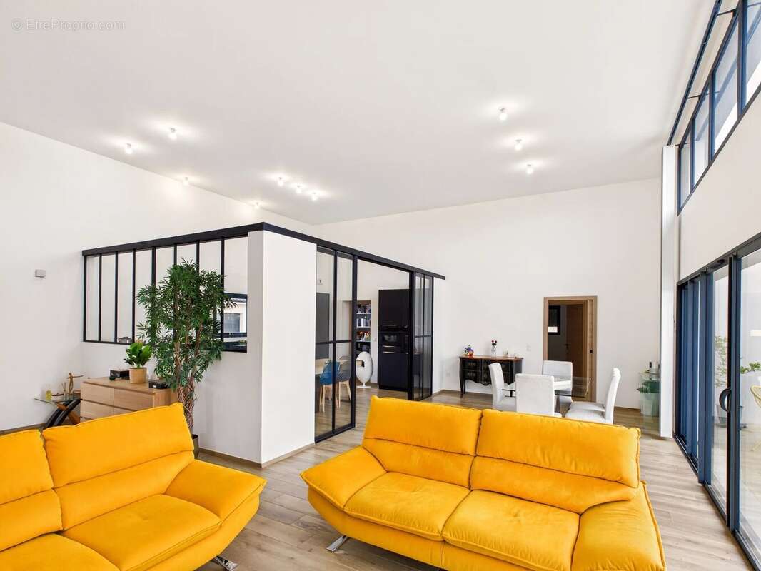 Maison à MIRAMONT-DE-GUYENNE