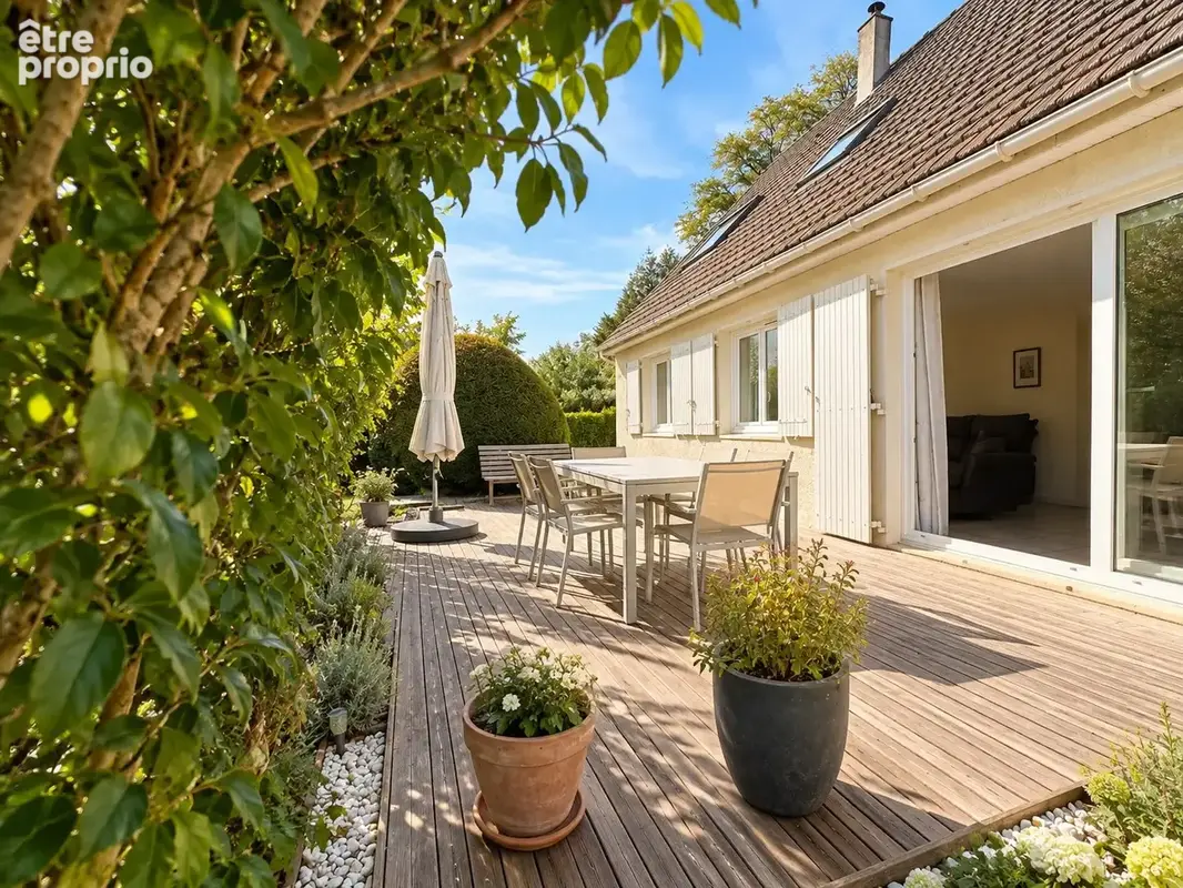 Photo Maison à Aumont-En-Halatte au prix de 365 000€