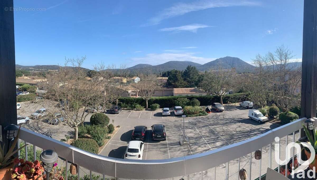 Photo 2 - Appartement à PLAN-DE-LA-TOUR