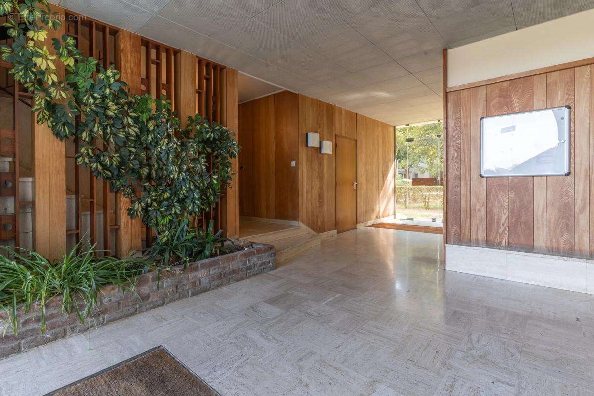 Appartement à SAINT-OUEN-L'AUMONE