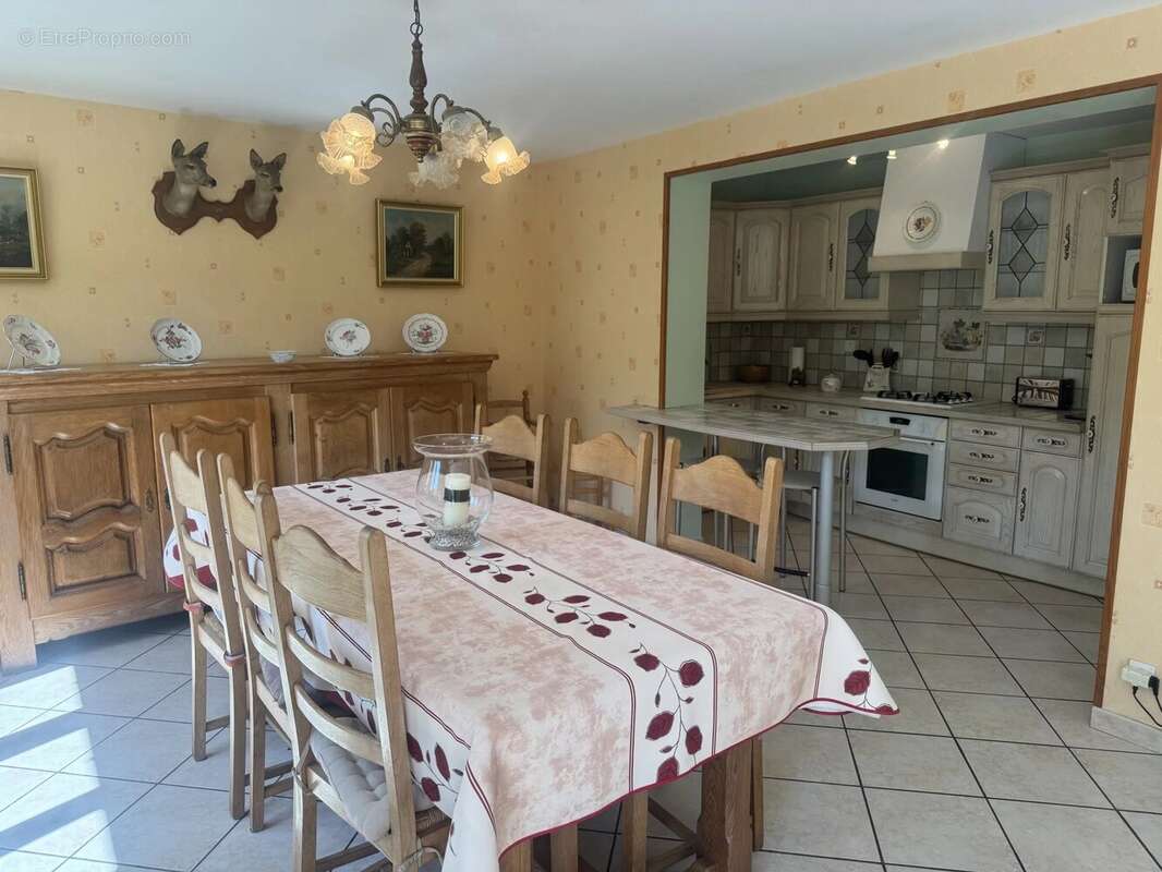 Maison à THEZY-GLIMONT