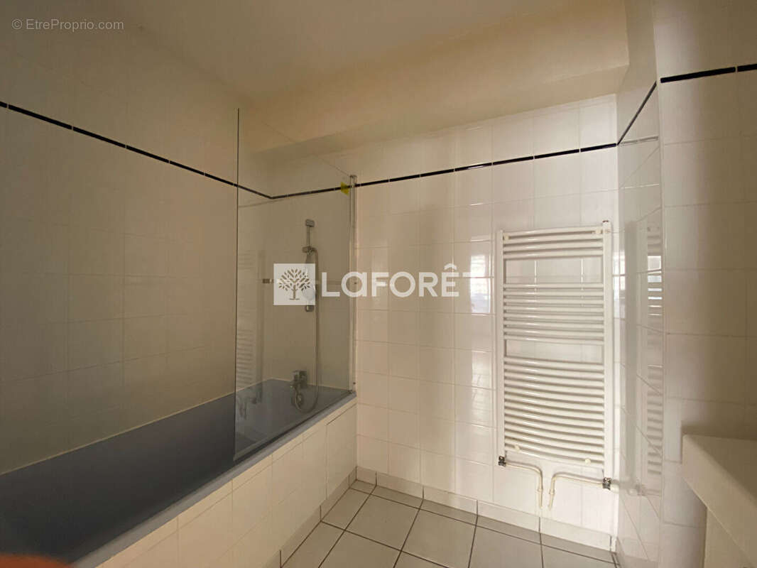 Appartement chalons en champagne - 3 pièces - 70,07 m² - photo 9