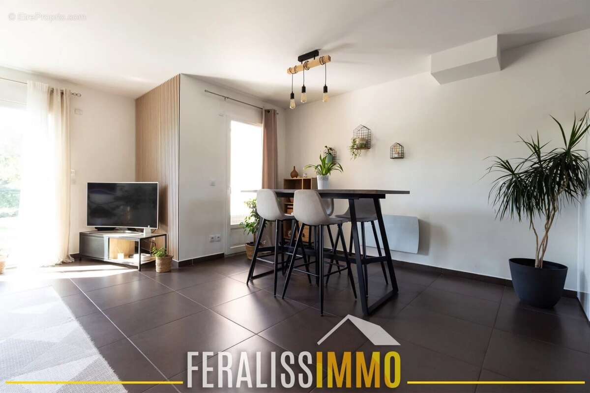 Maison à COURDIMANCHE