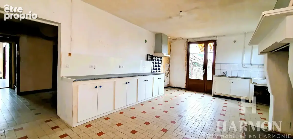 Ensemble immobilier aux multiples possibilités avec grange et jardin - photo 8