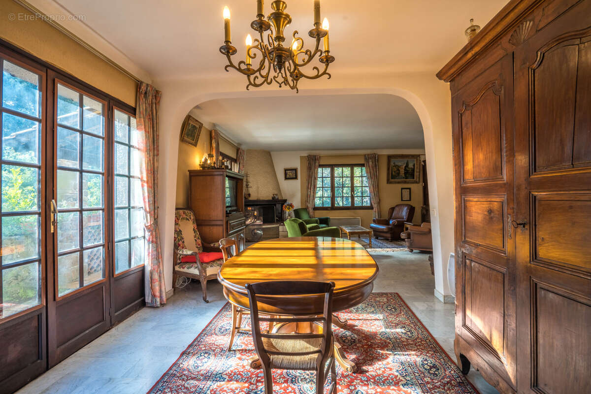 Maison à SAINT-RAPHAEL