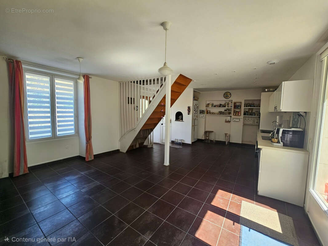 Maison à AIGREFEUILLE-D'AUNIS