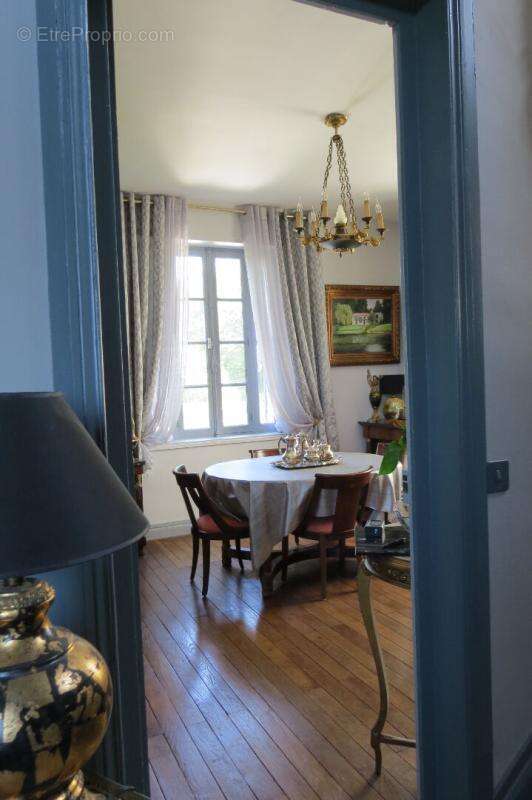 Maison à FONTENAY-LE-COMTE