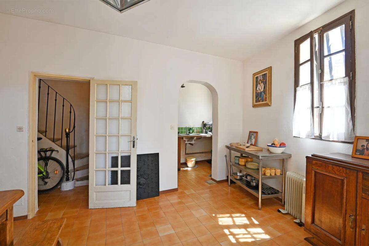 Maison à SAINT-GILLES