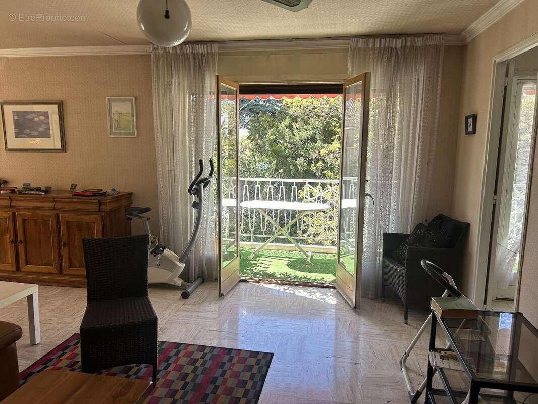 Appartement à MARSEILLE-12E