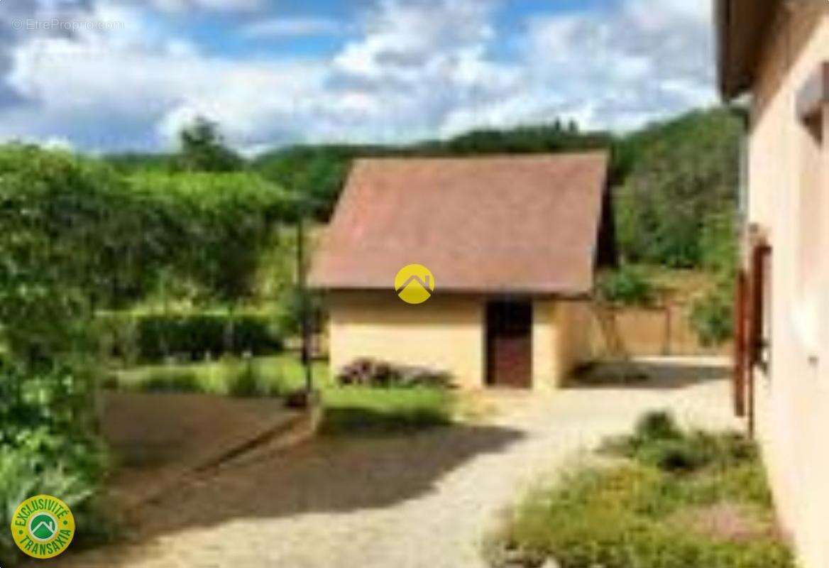 Maison à SAINTE-ALVERE