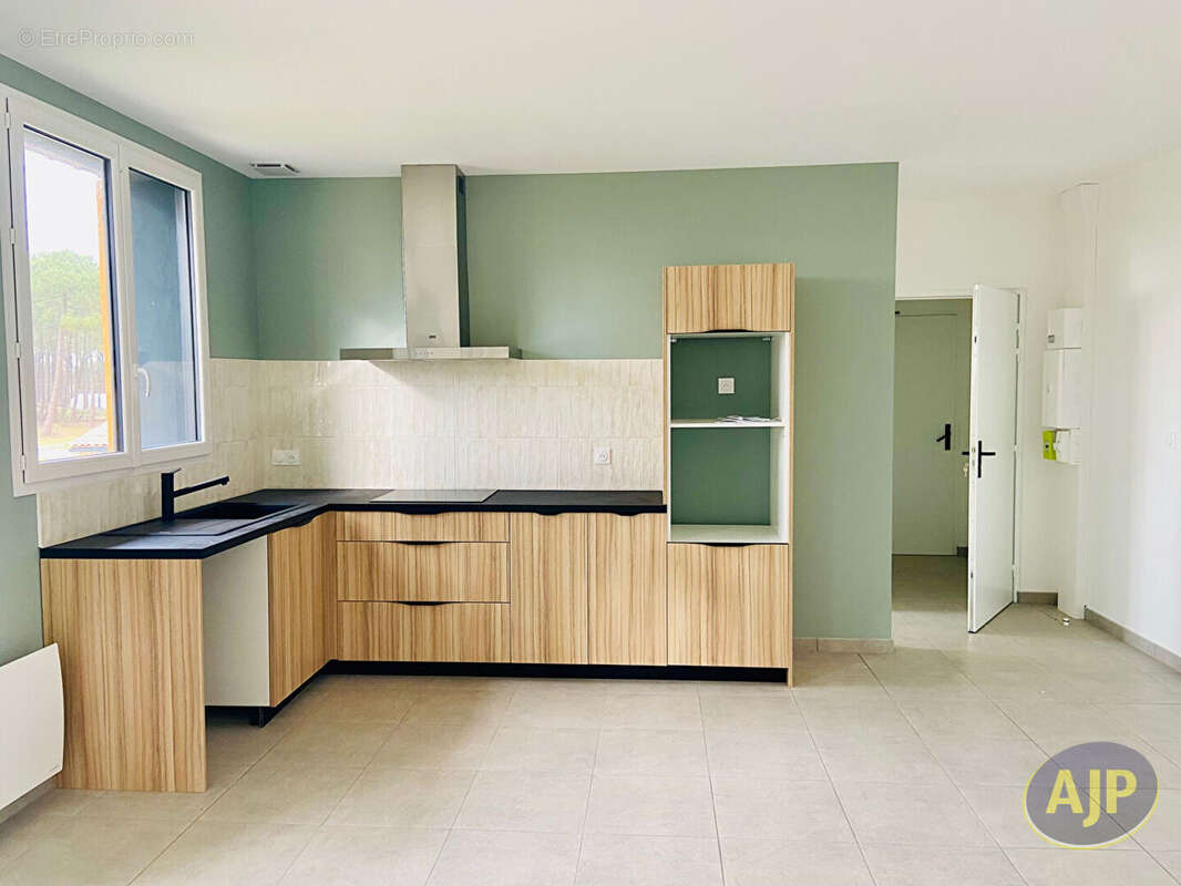 Appartement à VENDAYS-MONTALIVET