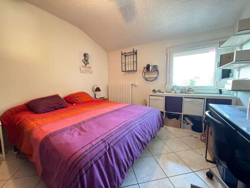 Appartement à vendre 5 pièces LE CHAMBON FEUGEROLLES (42) - photo 7