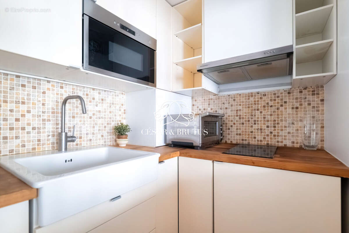 Appartement à PARIS-11E