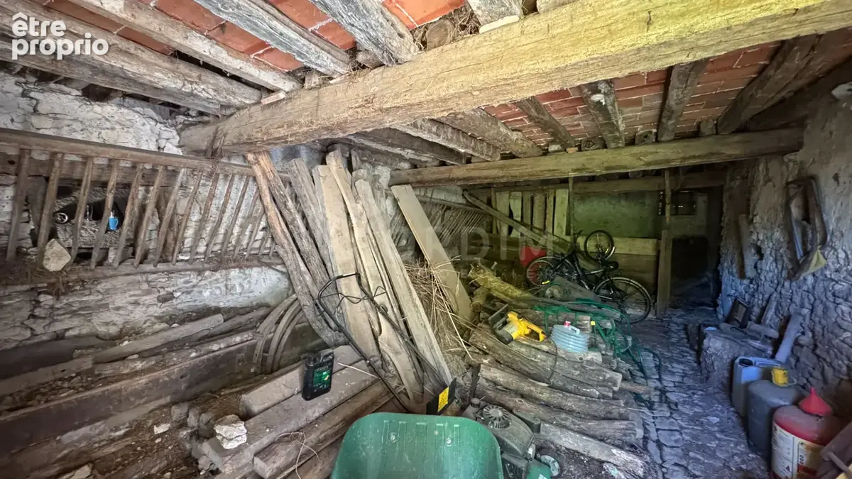 Belle opportunité pour ce corps de ferme d'env. 120 m² à réhabiliter - photo 7