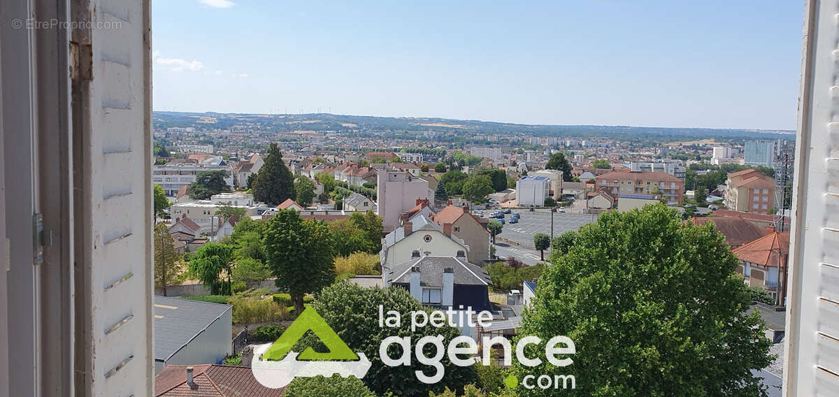 Résidence 'Croix Blanche' bel appartement de 3 pièces 67 m2 - Dernier étage - Ascenseur - photo 8