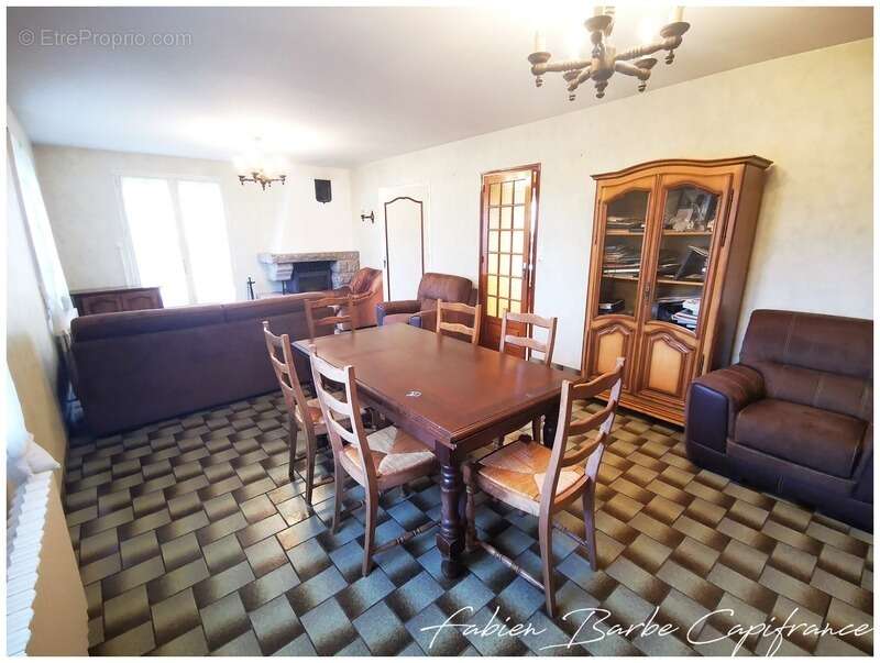 Maison 259 m² à vendre 6 pièces TREAL (56) - photo 3