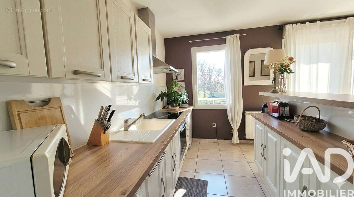 Photo 6 - Appartement à L'ISLE-SUR-LA-SORGUE