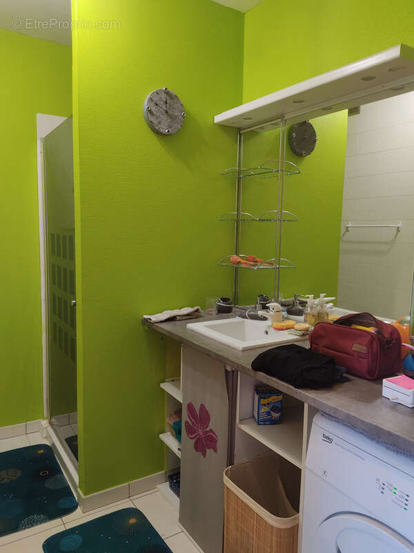 Appartement à COULAINES