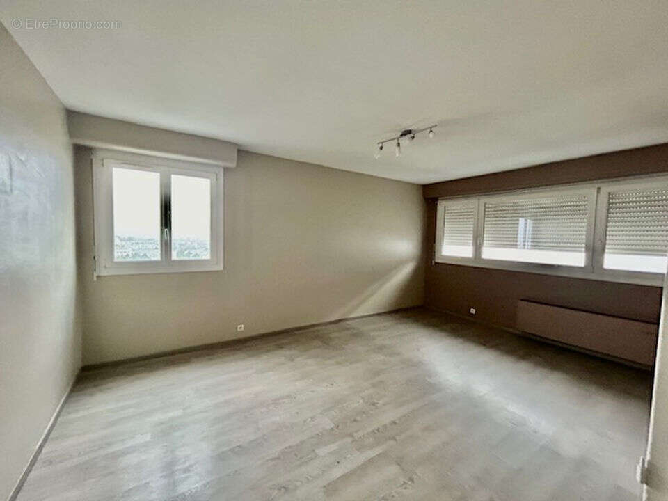 Appartement à HEROUVILLE-SAINT-CLAIR
