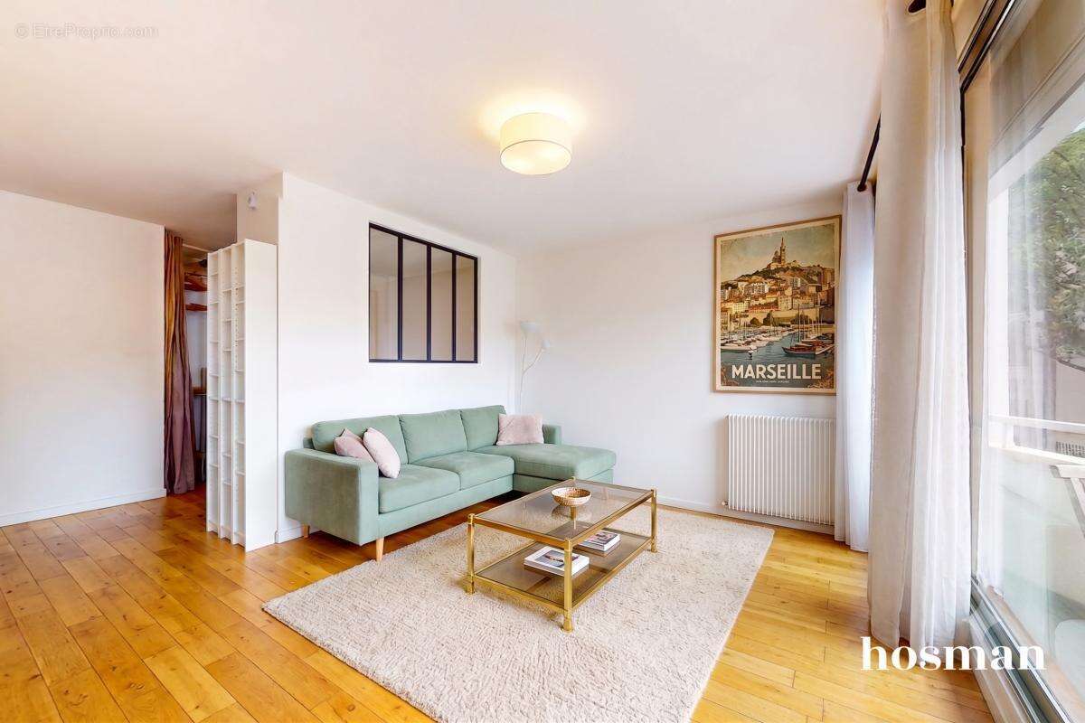 Appartement à LA GARENNE-COLOMBES