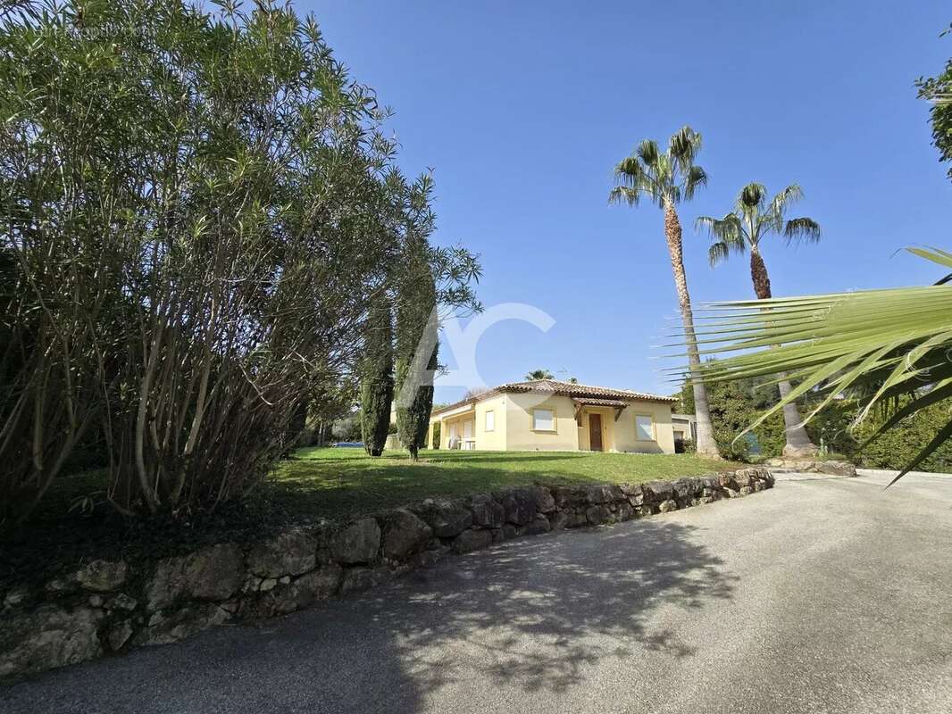 Maison à ANTIBES