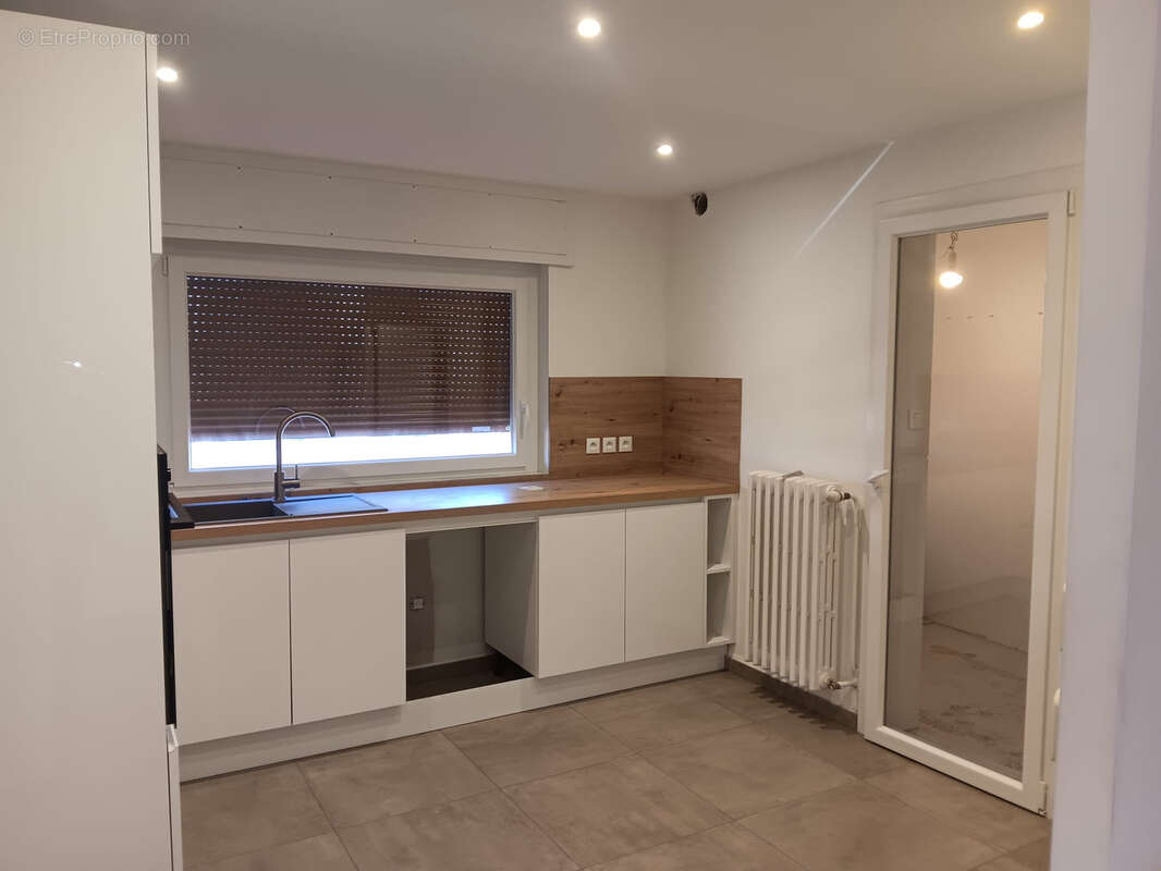 Appartement à AIX-LES-BAINS