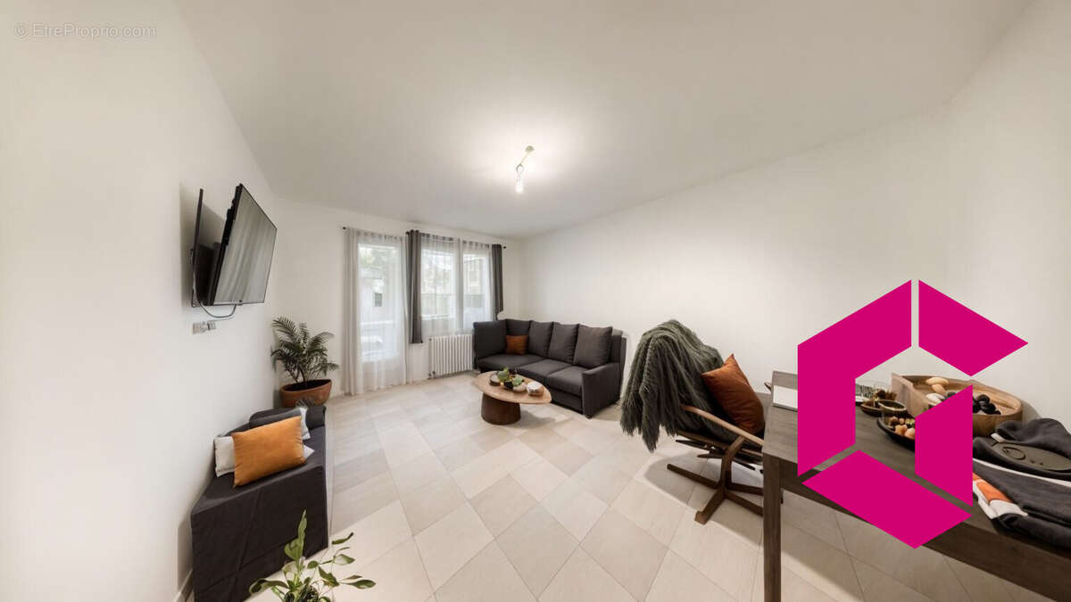 Appartement à SAINT-ETIENNE