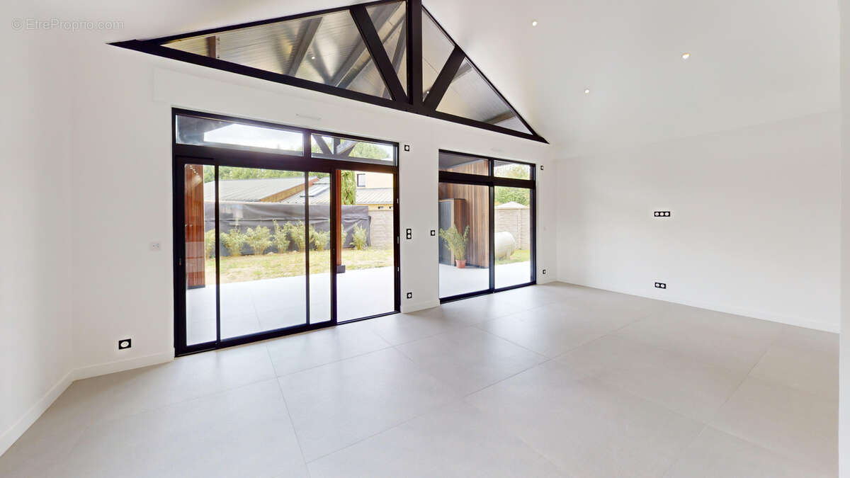 Maison à SAINT-ARMEL