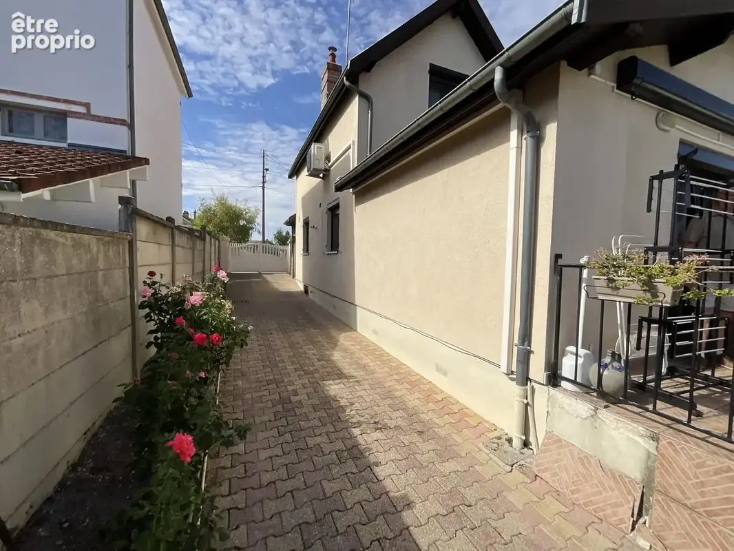 Maison 4 pièces 73 m² à vendre à Les Noes-Pres-Troyes (10420) - photo 4
