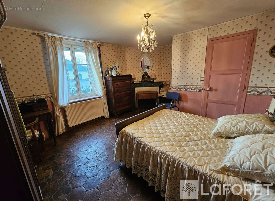 Maison à CONFLANS-SUR-SEINE