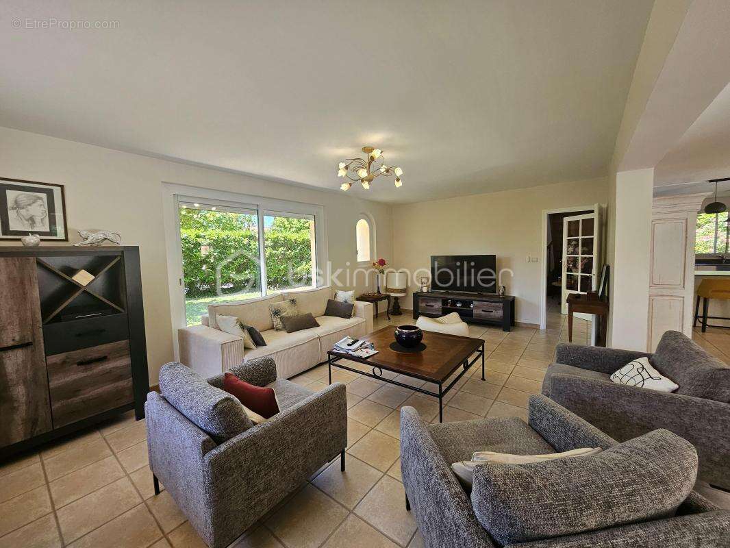 Maison à LE PASSAGE