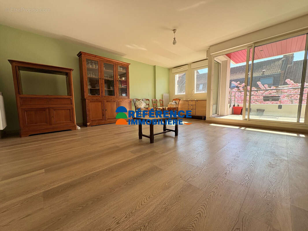 Appartement à WAMBRECHIES