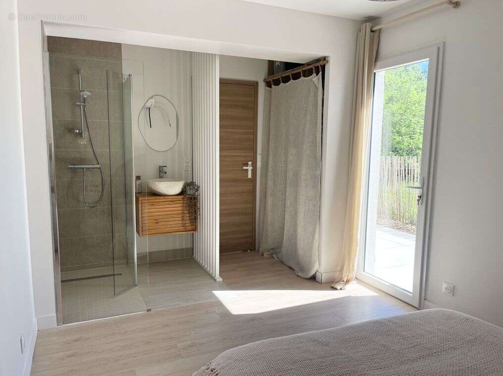 Maison à SAINT-GEORGES-DE-DIDONNE