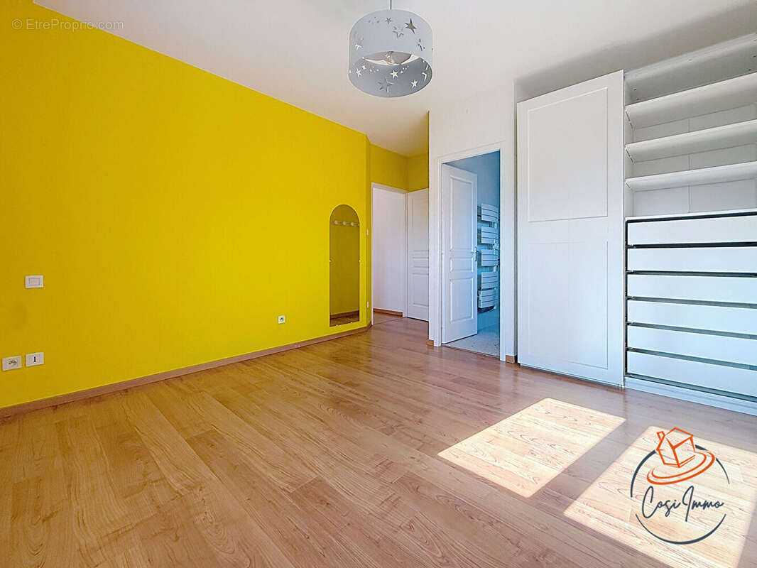 Maison à CESSY