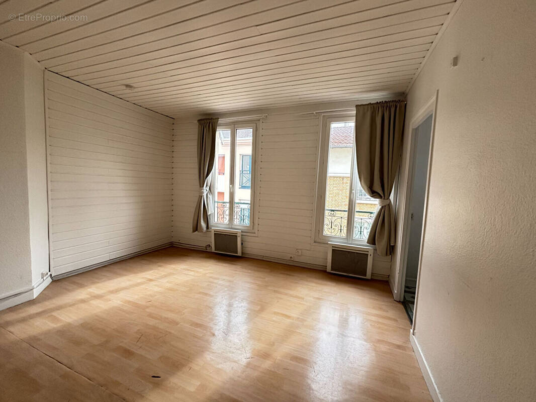 Appartement à SURESNES