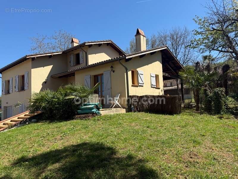 Maison à LEVIGNAC