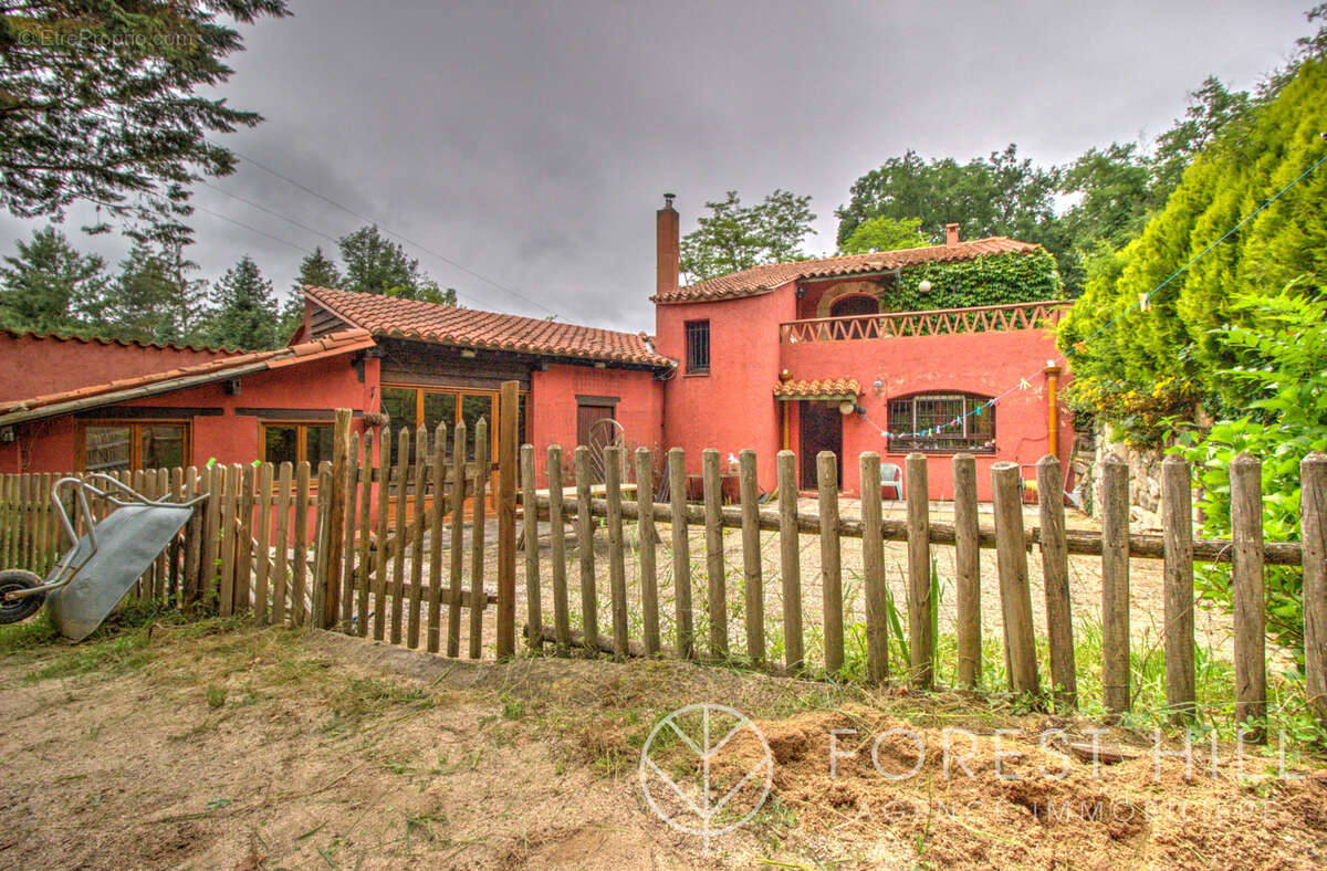 Un mas catalan du XVIIe siècle, 10 hectares rien qu'à vous - photo 12