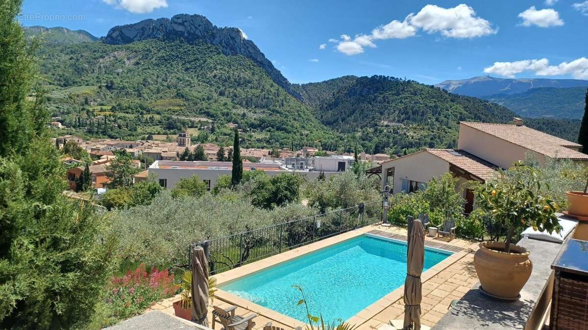 Maison à BUIS-LES-BARONNIES