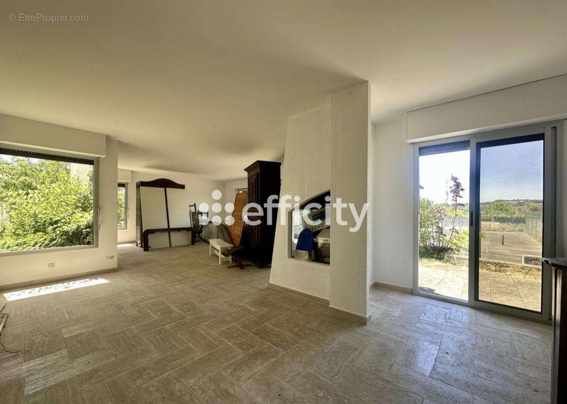 Maison à BEDARRIDES