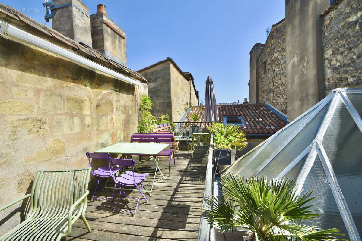 Appartement à BORDEAUX