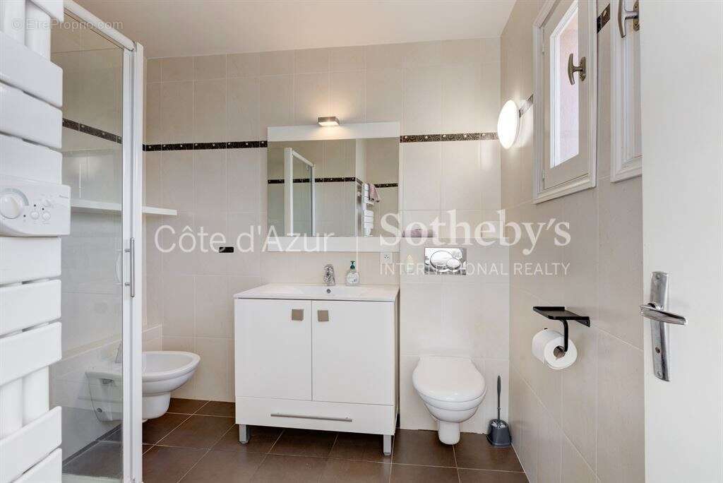 Maison à THEOULE-SUR-MER